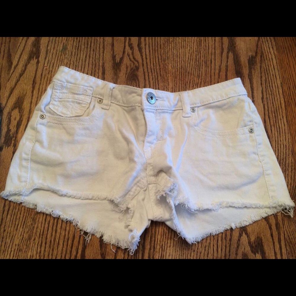 Mudd White Jean Shorts